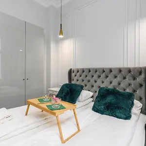 apartments-garbary-32-by-renters.poznan-hotels.com/